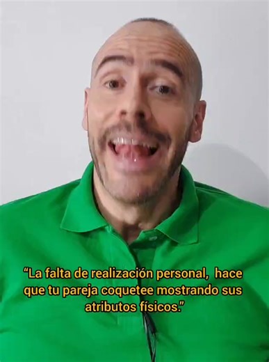 “La falta de realización personal, hace que tu pareja coquetee mostrando...”