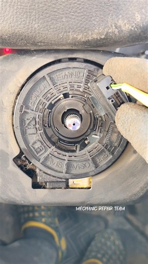 How to Install a Steering Clock Spring Easily (Airbag & Horn Fix)😳