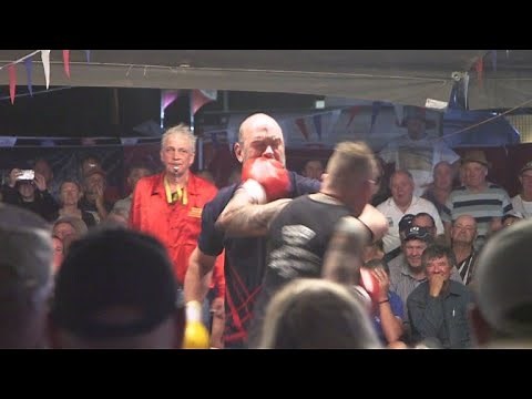 Rumble in the Outback: Aussie boxing troupe keeps on swinging