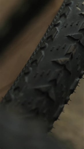 Why are the Pros choosing to use Gravel Tyres over XC Tyres 🤔 . 📺 Watch The Full Video LIVE NOW On #YouTube! 🎬 🔗👉 youtu.be/yZX_aJHFDdE 👈🔗 . #gmbn #mtb #globalmountainbikenetwork | Global Mountain Bike Network