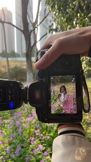 Spring Date: A Blossoming Adventure in Flower Photography