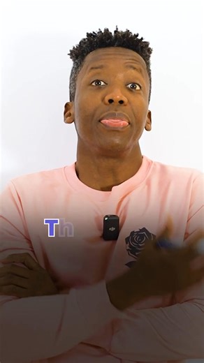 Les francophones 👋🏾 “La classe de Kodjo” n’est pas ❌ “The Kodjo class”. La bonne construction est : ✔️ Kodjo’s class Exemple : 📌 La classe de Kodjo est silencieuse. ✅ Kodjo’s class is quiet. ❌ The Kodjo class is quiet. Never make this mistake again. It’s Kodjo, your English Coach Take care guys! | KodjoEnglish