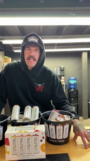 Taylor has his official NFL Week 8 hot take | Bussin’ With The Boys