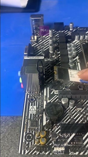 How to Install a SAMSWEET 256GB M.2 SATA SSD #Shorts