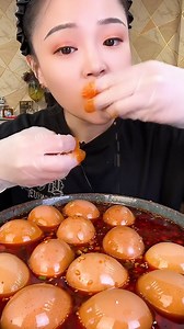 Smartest Chinese Girl Eating Baby Duck Eggs Mukbang Eating Challenge | Yi Eating