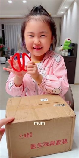 The girl got scared of a mouse. 🐭😨