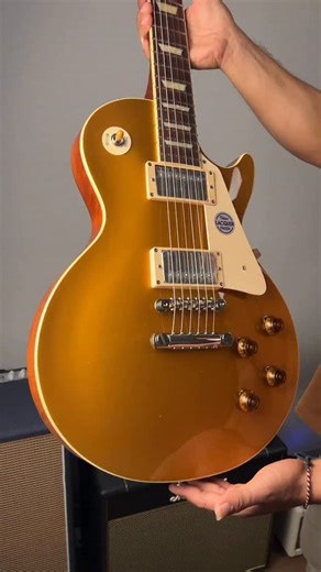 nafirimusic on Instagram: "Tokai JAPAN PREMIUM SERIES!! With Nitro finish + long tenon neck joint + Premium Electronics + 1 piece mahogany body!! Ready stock fresh just landed : Tokai LS-201 Love Rock Japan Premium Series in Gold Top Ultimate and Total DETAILS!! Down to the 1-piece mahogany back and the nitrocellulose lacquer finish, this LS-style beauty is built for the purists. Featuring a hand-carved Asymmetry “U” neck for effortless playability and TOKAI-GOTOH PAF-Vintage MK2s for that class