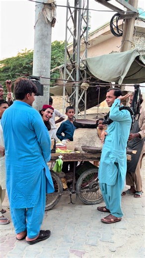 ایک سٹہ مانگا تھا، اوپر سے مسالہ فری مل گیا 😂 #zukipeer #FunnyVideo #Comedy #DesiComedy #FunnyDrama