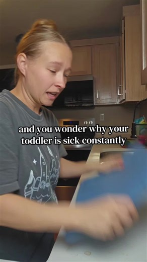 Why You Shouldn't Let Kids Eat Off Restaurant Tables