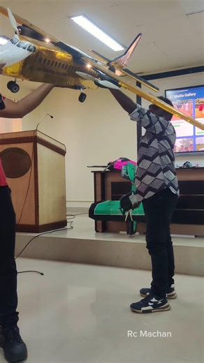 ഒരു വിമാനം പറക്കാൻ ഒത്തിരി കൊതിച്ചിട്ടുണ്ട് ഞാൻ ഉണ്ടാക്കിയ #trending