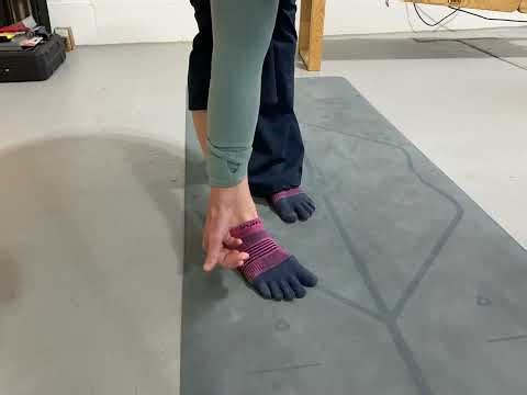 Strengthen your feet and improve toe mobility with the Big Toe 45° Stretch (ABDH) Exercise