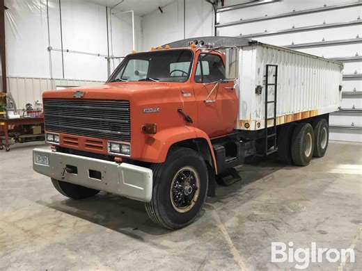 1981 Chevrolet C70 Kodiak T/A Grain Truck | Transportation