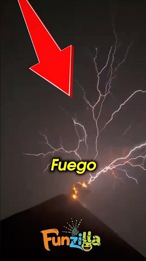 🏆 Lightning STRIKES Volcano Fuego! ⚡🌋 Insane Real Footage