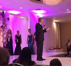 Pageantry CEO Carl Dunn presents the Pageantry Spirit Award during the 2018 Mrs. Florida America Pageant at the luxurious Versailles Room at Westgate Lakes Resort and Spa in Orlando, Florida. | Pageantry Magazine