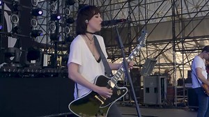 🎸 Halestorm guitarist Lzzy Hale shows off her pedal board, amp rig and her signature line of Gibson Explorers. https://goo.gl/zd5SGB | Sweetwater