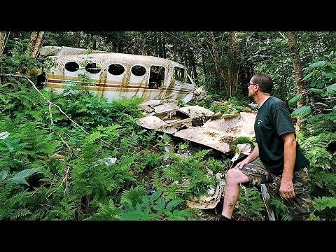 14 Useful Tips For Surviving on a Deserted Island