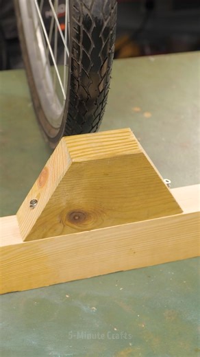 DIY bike parking space #repairs #hacks #handyman | 5-Minute Crafts Men