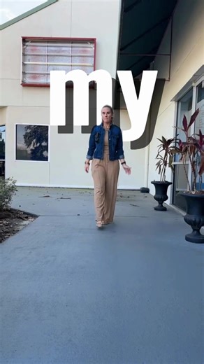 You know what really gets people talking when it comes to employment opportunities??? Companies that offer competitive employee benefits. When you offer insurance options (health, life, dental, vision, etc.), you’re not just checking a box. You’re: • Attracting top talent • Retaining your best employees • Boosting morale and productivity • Standing out in your industry And here’s the part most business owners don’t realize… there can be tax advantages too. So yes, a strong benefits package makes