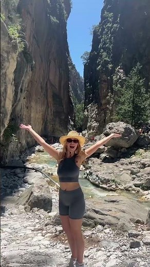 This is Samaria Gorge in Crete & it’s the longest gorge in Europe! (16km) 🥾🇬🇷