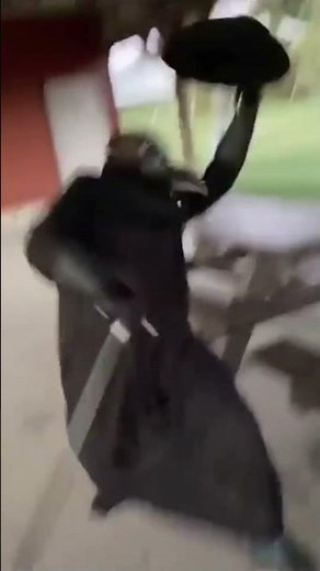 black plague doctor walking meme // Bemax - Black