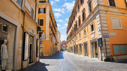 Walking through Piazza di Spagna streets Rome Italy (4K)