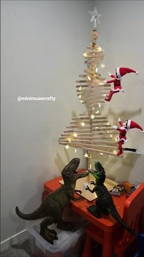ELVES ON THE RUN! 🏃‍♂️💨 Dinosaurs Are Chasing Them! 😂🦖