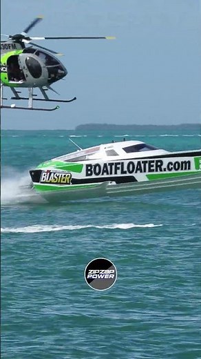 Flying Floater! Boatfloater Scott Free Racing on a rip in Key West!