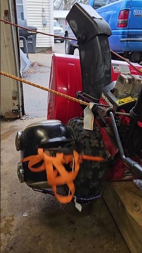 How To Clean A Rusty Motorcycle Gas Tank Out. #mistermacgray #motorcycle #vintagemotorcycles