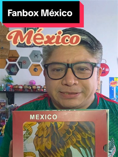 fanbox México, umboxing de la caja de fan de la selección mexicana, trae una playera, una bandera, una bufanda, unos lentes, una banda de cabello, un pintacaritas, una pulsera y un bolso. Simplemente genial. #ModoPartido #mexico #mundial #partido #fanbox