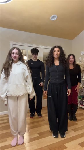 Annual Dinosaur Visit: Barney & Friends