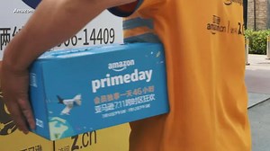 Amazon holiday shopping kickoff