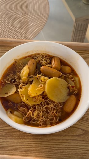 zaara soorty on Instagram: "The perfect hotpot spice 🤍 Got it from Daraz — a must-have for hotpot lovers, especially in winters (link in highlights) [ reel love it amazing so good fav hotpot summers winters daraz finds #trending #viral #fyp #trendy #trendingreels #hotpot #viral #diyhotpot }"