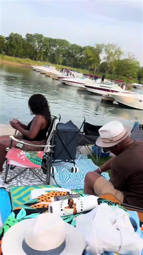 Let me show you how it’s done so you can Step right into homeownership with ease. I’ll guide you through the entire process and beyond. 📲 Contact me Sheila Reno, Realtor Chicagoland Broker Inc. Office (708)942-5043 #realestate #home #homeownership #calm #clear