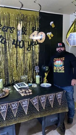 Festive 40th Birthday Celebration: Cake, Decorations, and Family Fun#40thBirthday