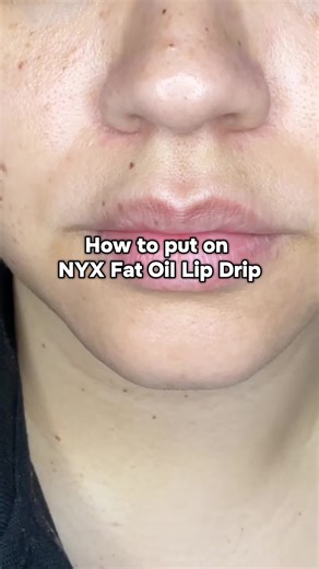 How to slather on NYX Fat Oil Lip Drip. My personal experience: It felt so good the background sounds just faded nd I had this experience! You should try it too! @NYX Professional Makeup #howto #liptutorial #lipdripoil #feelssogood #juicylips