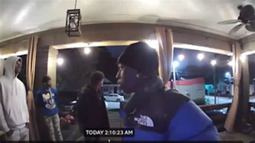 VIDEO: Suspects accused of burglarizing Atlanta home