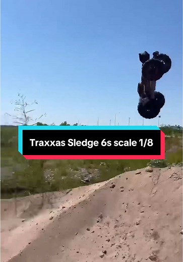 Aquí les dejo un video más uno de mis coches radio control es un sledge 6s 70mph marca traxxas. Uno de los mejores que e manejado.#scale #radiocontrol #traxxas #sledge