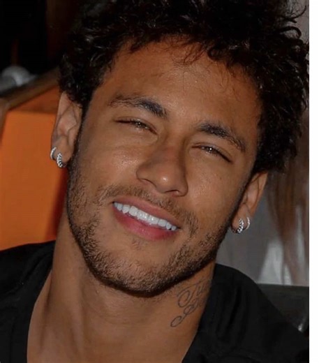 Exploring Neymar's Aesthetic Appeal