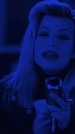 Taylor Dayne! Nascida Leslie Wunderman em 7 de março de 1962, a cantora, compositora e atriz norte-americana continua a ser uma das vozes mais poderosas do pop e dance music. ​Conhecida por sucessos dos anos 80 e 90, como