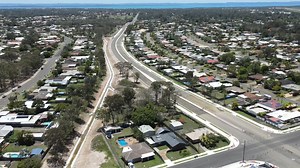 🚧 The Boundary Road extension is entering its final stages! 🌟 Construction works on Denmans Camp Road began in July and will continue until mid-2024, with the existing traffic arrangements remaining in place until the project is completed. A four-week closure of the Ironbark Street and Denmans Camp Road intersection is planned in early January for works in that area. There will also be a two-week closure of Richard Charles Drive in February for the construction of a raised priority crossing. �