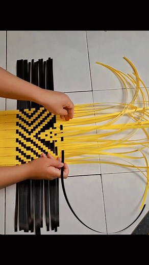 PART 2 TUTORIAL ANYAMAN SIDAN #homedecor #handmade #personalizedgift #AnyamanSarawak #krafttanganmalaysia #kraftangansarawak #crafts #weaving | Reycha Craft