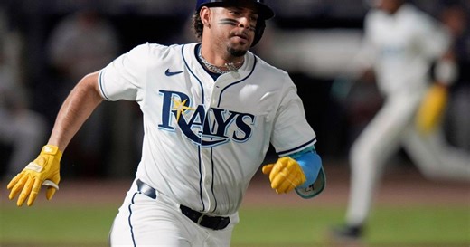 Infielder Christopher Morel and Marlins finalize 1-year contract