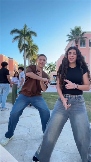 We so tuff @Mariah #dancetrend #yomariah #fyppp #fy #palmtrees