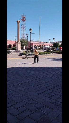 Empezamos la Cuaresma con Fé y Tradición, en mi bonito Ciudad Manuel Doblado Guanajuato. Disfrutemos de éste inicio de Cuaresma con la imposición de ceniza y las ricas comidas tradicionales. Nada como un caldo de carpa!! #cuaresma2026 #MiercolesDeCeniza2026 #ManuelDoblado #SaludosRaza #seguidores | Alberto Jaramillo