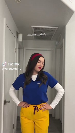halloween scrub outfit ideas part 2🎃🍎🐈‍⬛🐷👑 #fypシ #halloweencostume #medicalstudent #halloweencostumes #scrubsoftheday @wearfigs