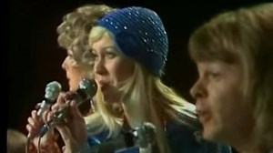 When unknown ABBA sang ‘Waterloo’ in Swedish for their first breakthrough TV appearance - video