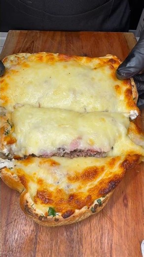 Cheesy Beef & Ham Bread Boat 🧀🔥