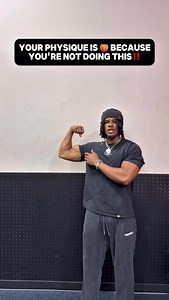 The triceps are what make your arms look big. One of the largest parts of the triceps is the long head‼️ Apply for my 1:1 Coaching link in bio🔥 #triceps #tricepsworkout | Alex Fumbah