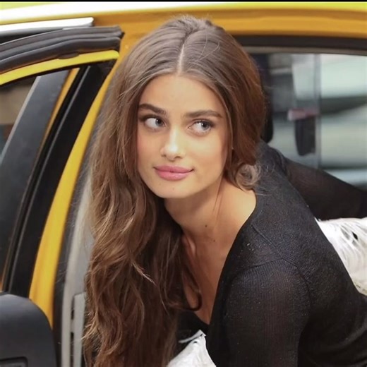 Taylor Hill: The Iconic Victoria's Secret Model