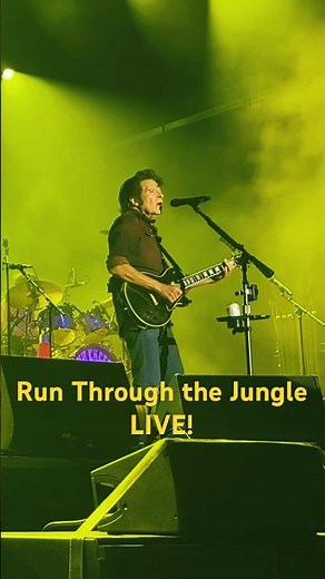 🎸 John Fogerty Unleashed – “Run Through the Jungle” LIVE in Quincy 2025 Concert CCR